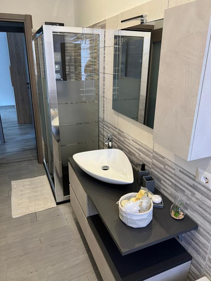 Casa Di Afi, Perfect For 4 - Kitchen - Parking - Netflix Apartment Arona Exterior foto