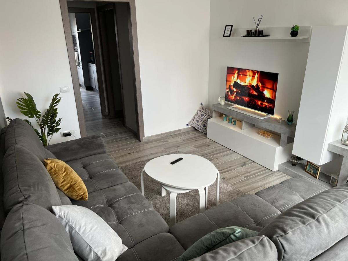 Casa Di Afi, Perfect For 4 - Kitchen - Parking - Netflix Apartment Arona Exterior foto